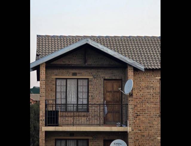 2 BEDROOM APARTMENT FOR SALE IN CHLOORKOP